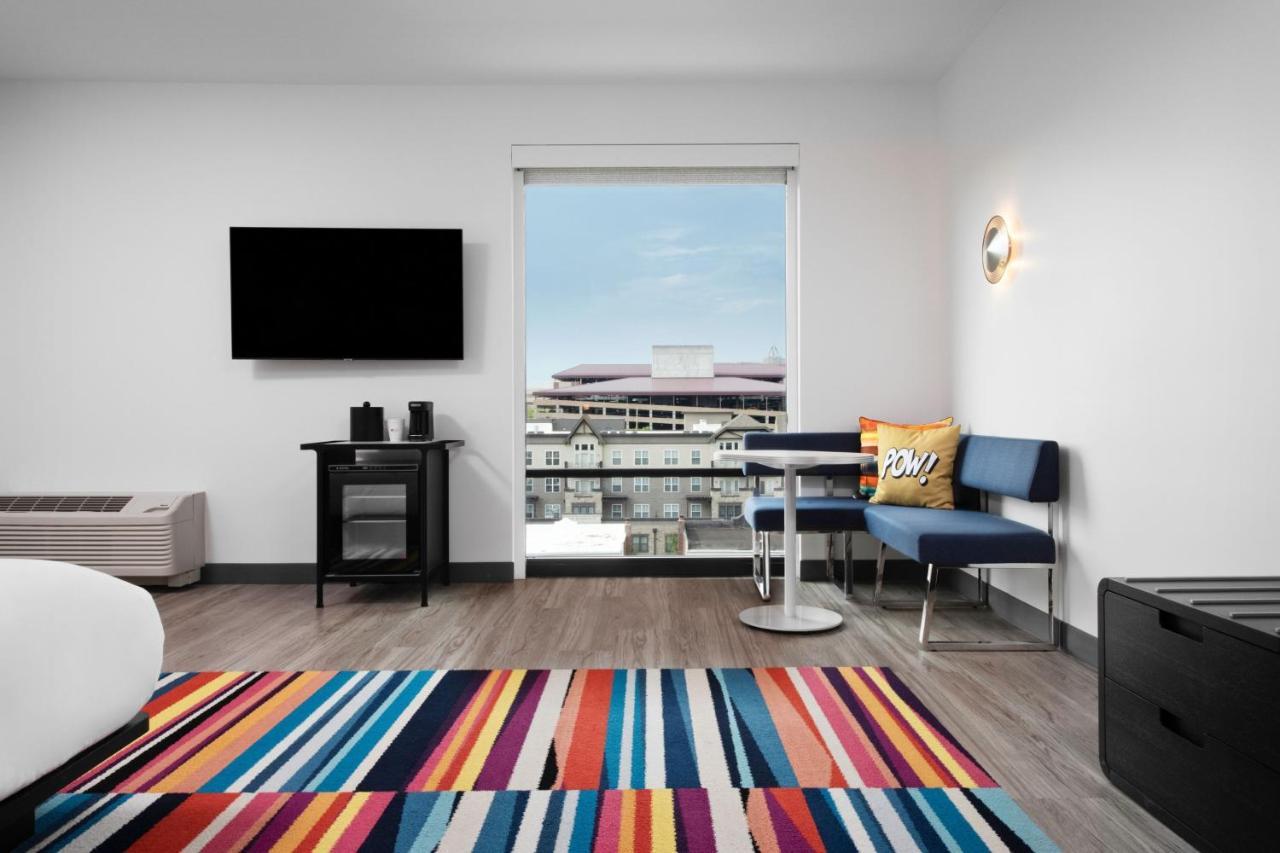 Aloft Kansas City Country Club Plaza 외부 사진
