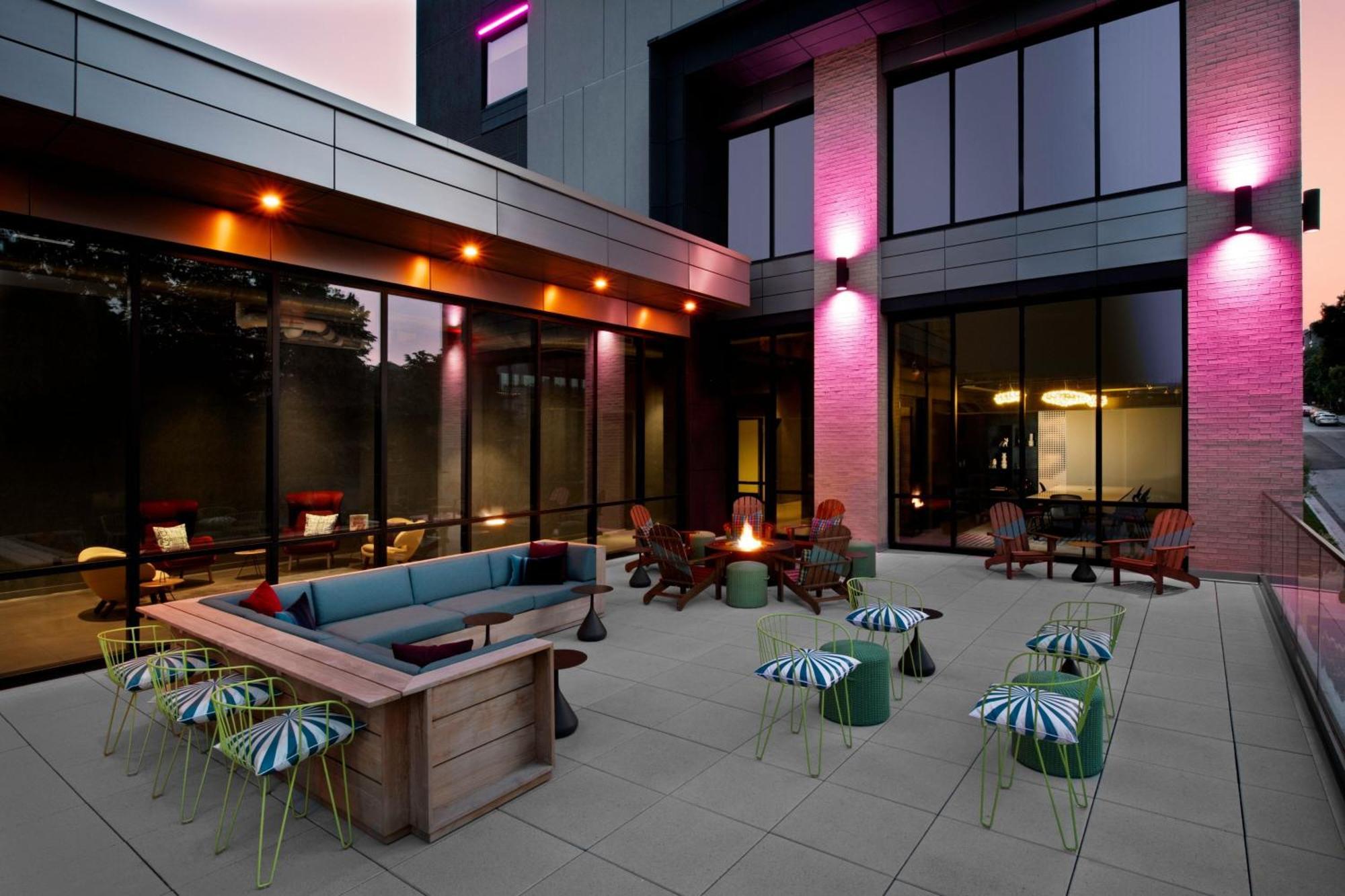 Aloft Kansas City Country Club Plaza 외부 사진